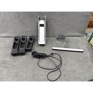 Official OEM Original Nintendo Wii‎ Sensor Bar Stand Nunchuck Silicone Covers